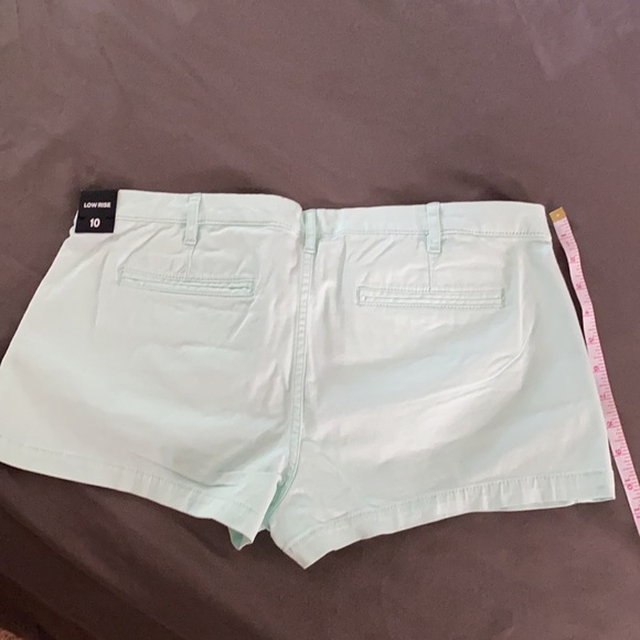 Pale turquoise. Brand new. Non smoking no pet home - Picture 2 of 4